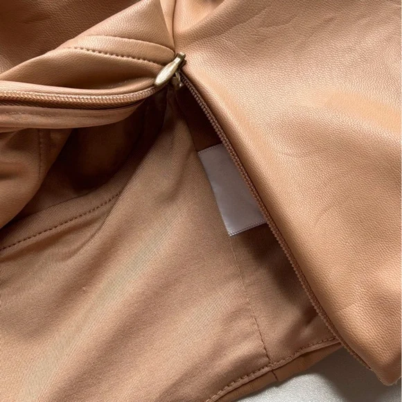 Faux Leather Halter Corset Bustier Crop Top NWT Size XS - Picture 6 of 9